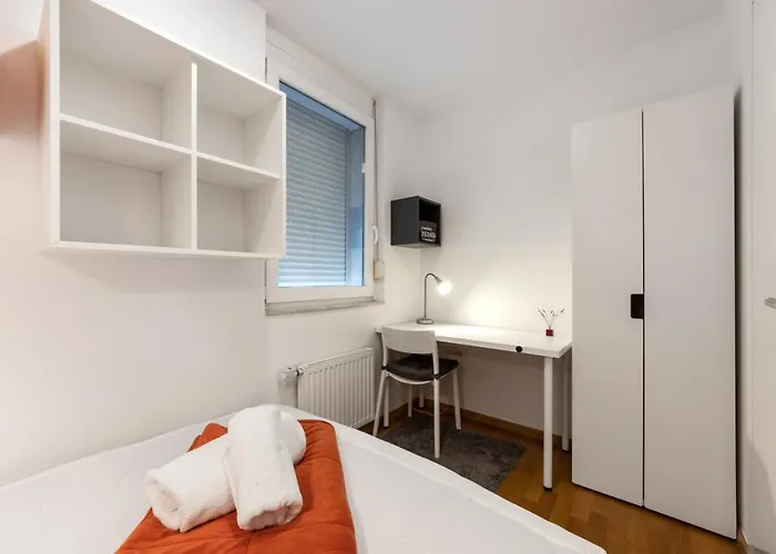 Attractive Njegoseva With A Balcony Λιουμπλιάνα