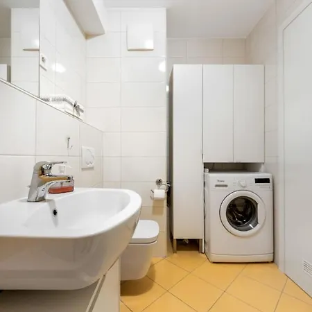 Attractive Njegoseva With A Balcony Apartamento Liubliana